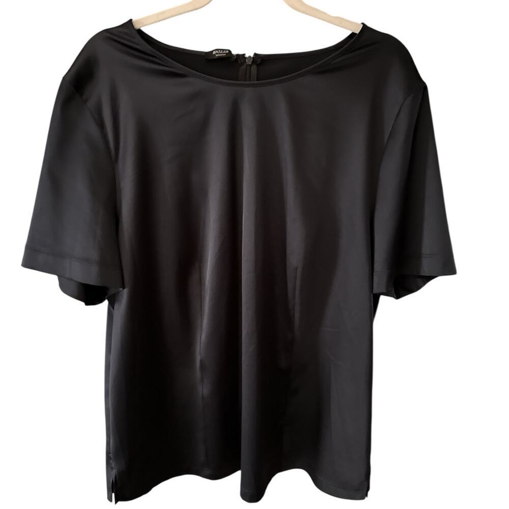 Basler Navy Blue Silky Blouse Size‎ 18 Short Sleeve Capsule Minimalist NEW